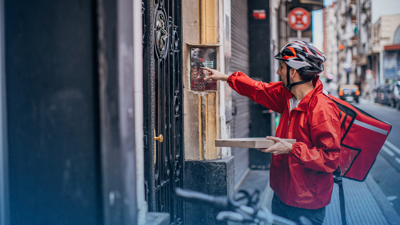  Delivery: o entregador tem ou não que subir até o apartamento?